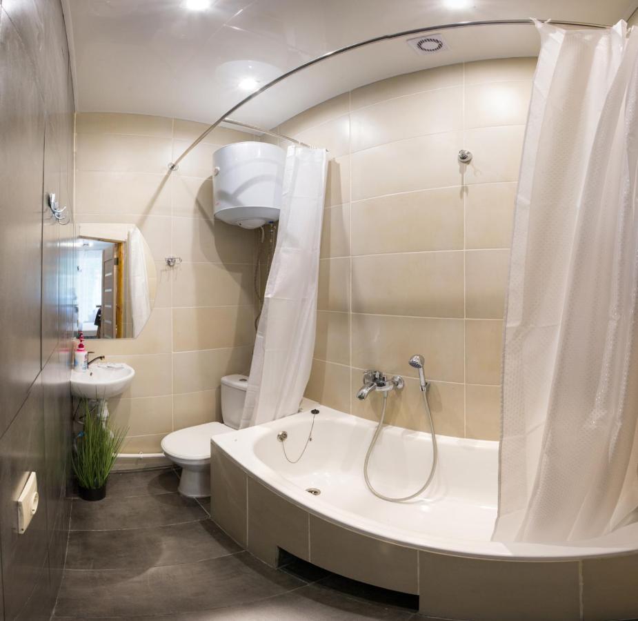 Well Located Studio - Yaroslavska Str. 21 Apartment Kharkiv Luaran gambar