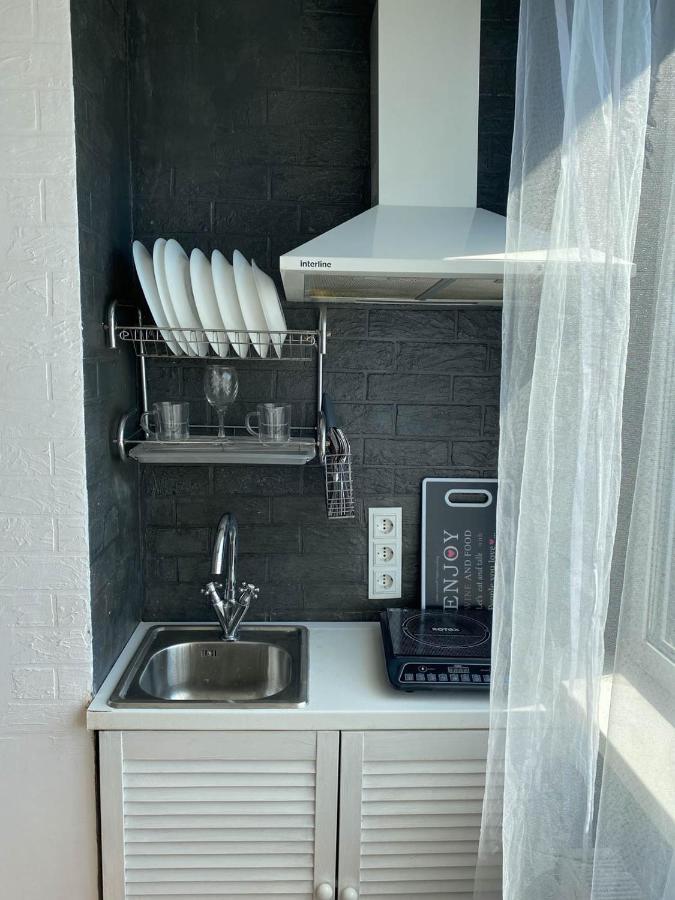Well Located Studio - Yaroslavska Str. 21 Apartment Kharkiv Luaran gambar