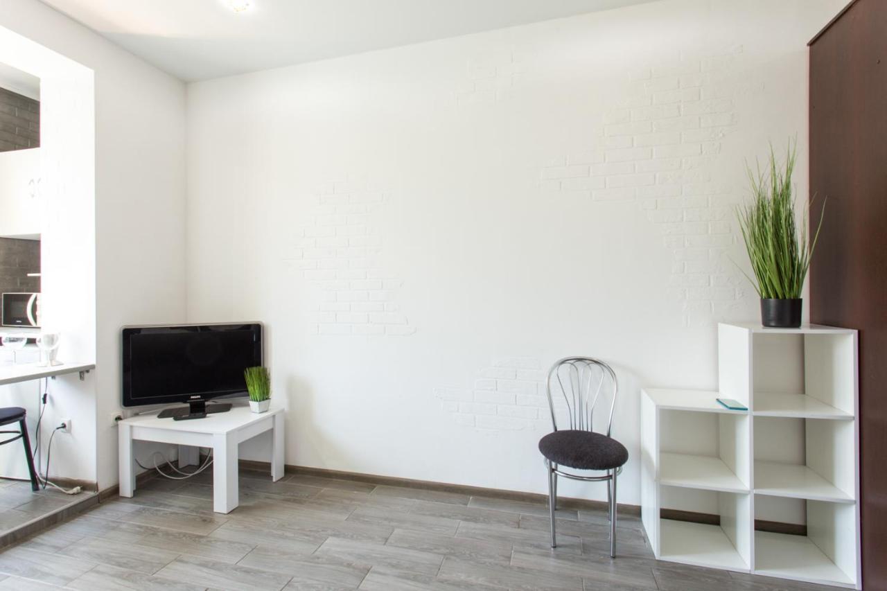 Well Located Studio - Yaroslavska Str. 21 Apartment Kharkiv Luaran gambar