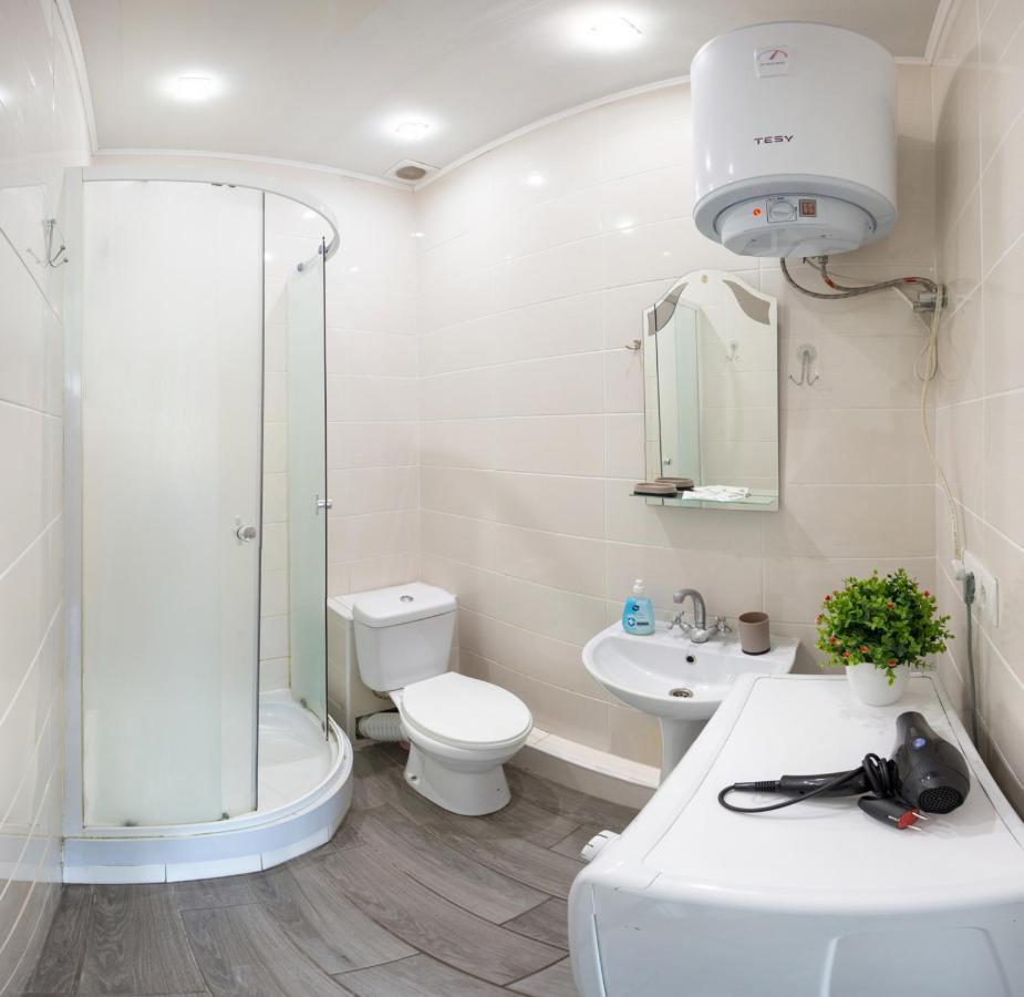 Well Located Studio - Yaroslavska Str. 21 Apartment Kharkiv Luaran gambar