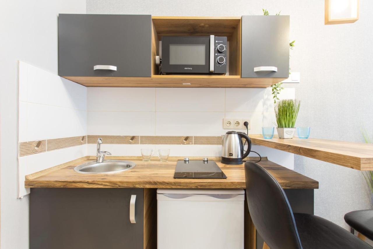 Well Located Studio - Yaroslavska Str. 21 Apartment Kharkiv Luaran gambar