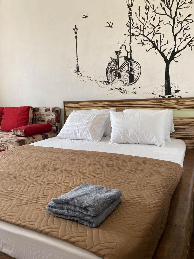 Well Located Studio - Yaroslavska Str. 21 Apartment Kharkiv Luaran gambar